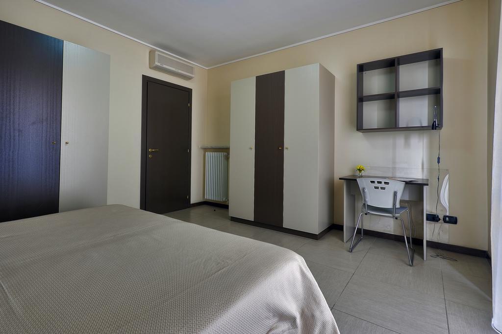 Residence La Sfera Pavia Kamer foto